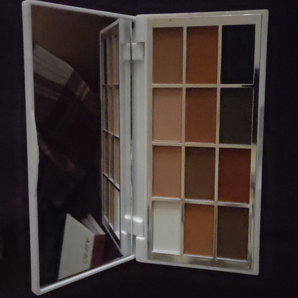 Eyeshadow Palette's with Tan and Brown Shades 2 Together.